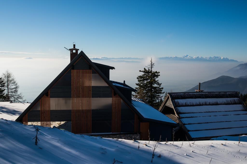 Apartments Zvoh, Krvavec, Ski-In, Ski-Out Cerklje na Gorenjskem Exterior photo